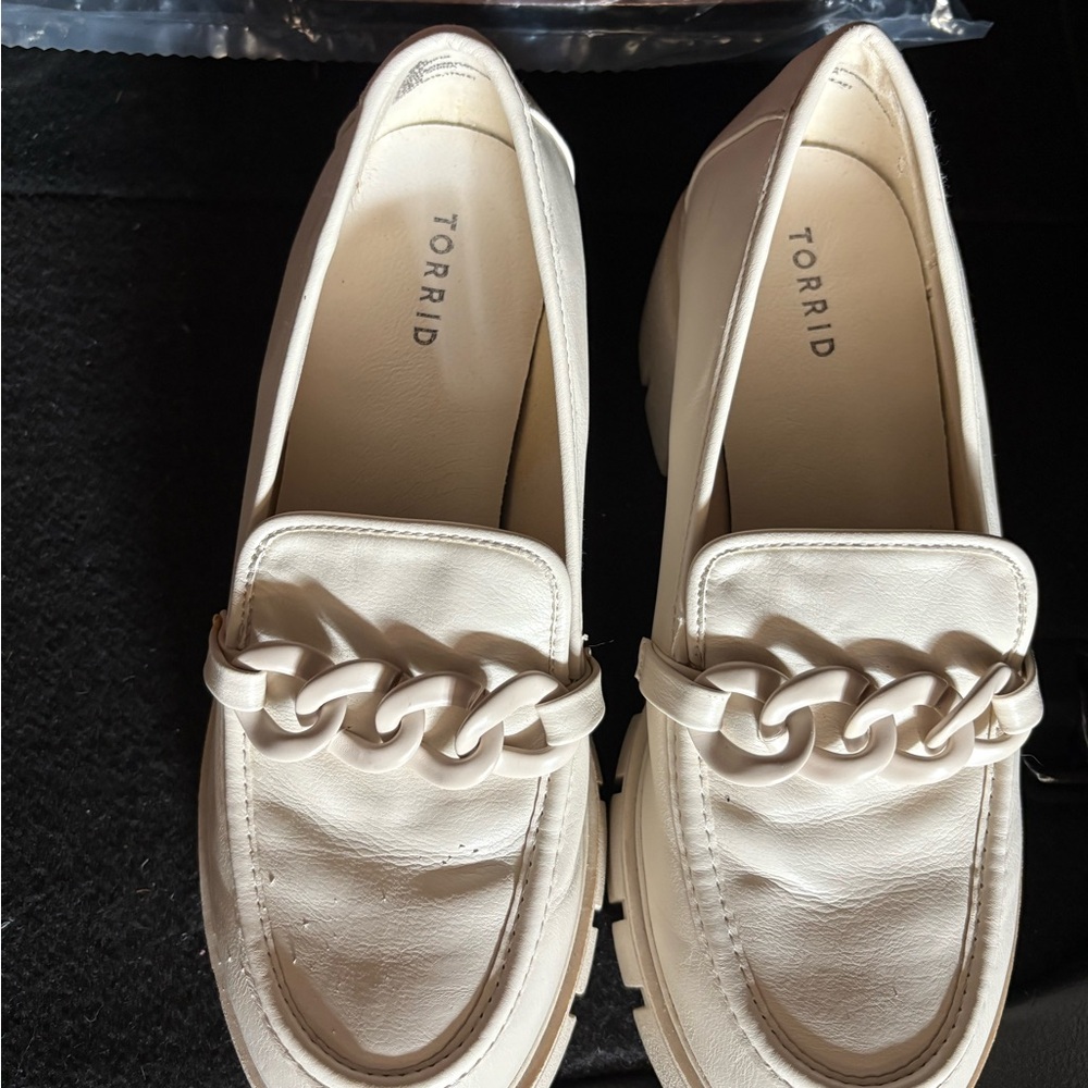 Torrid Women's Cream Chain Loafers